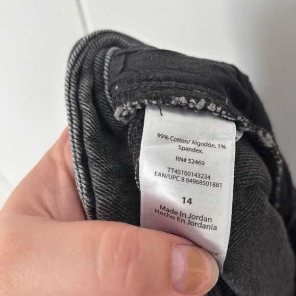 Time and Tru Studded Side Seam Straight Leg Jeans With Raw Hem Gray 14 - Picture 4 of 5